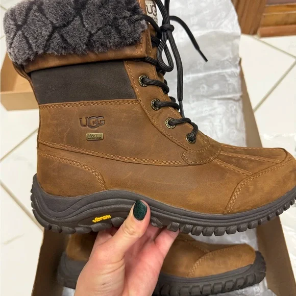 UGG Adirondack II boots - Picture 3 of 6